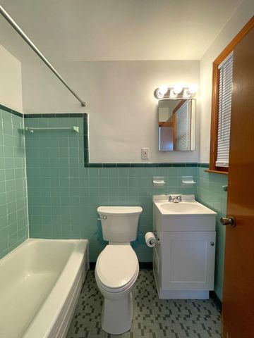 3203 Roundhill AVE, Roanoke, VA 24012