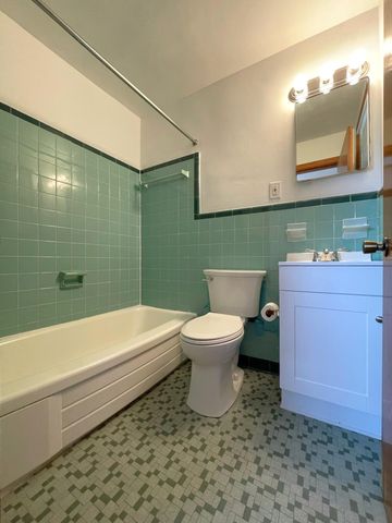3203 Roundhill AVE, Roanoke, VA 24012