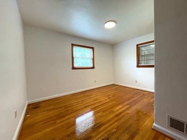 3203 Roundhill AVE, Roanoke, VA 24012