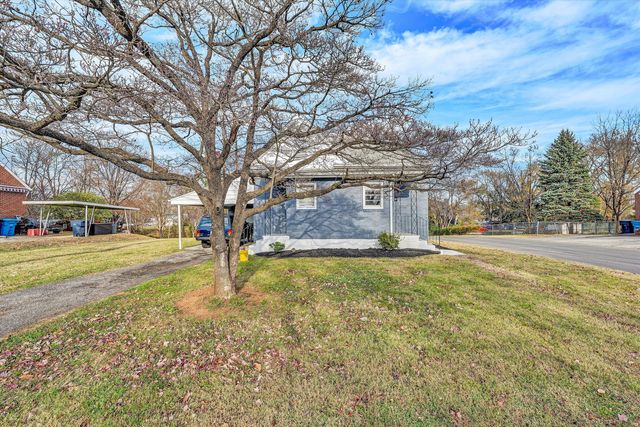 3203 Roundhill AVE, Roanoke, VA 24012