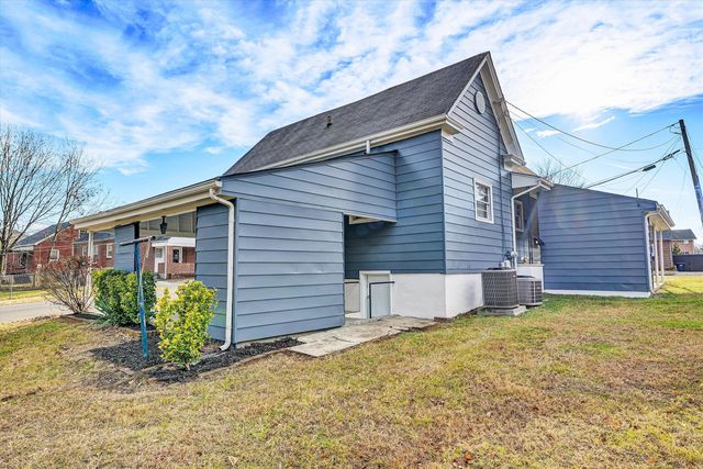 3203 Roundhill AVE, Roanoke, VA 24012