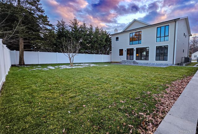 1715 Remson Avenue, Merrick, NY 11566