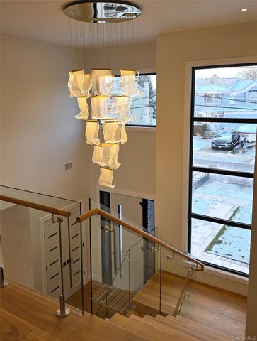 1715 Remson Avenue, Merrick, NY 11566