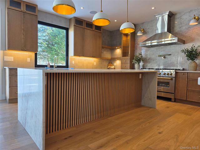 1715 Remson Avenue, Merrick, NY 11566