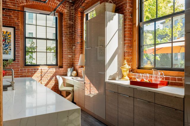 1 Tannery Brook Row 1A, Somerville, MA 02144