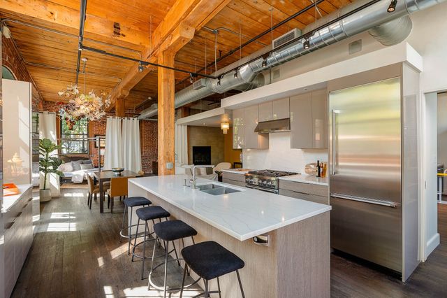1 Tannery Brook Row 1A, Somerville, MA 02144