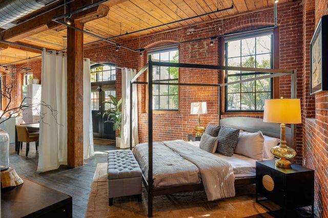 1 Tannery Brook Row 1A, Somerville, MA 02144