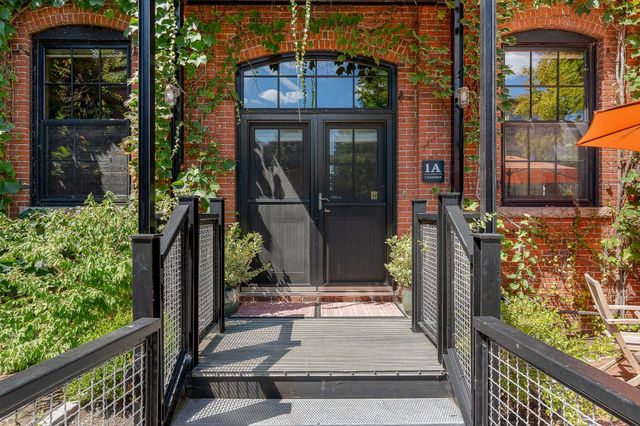 1 Tannery Brook Row 1A, Somerville, MA 02144