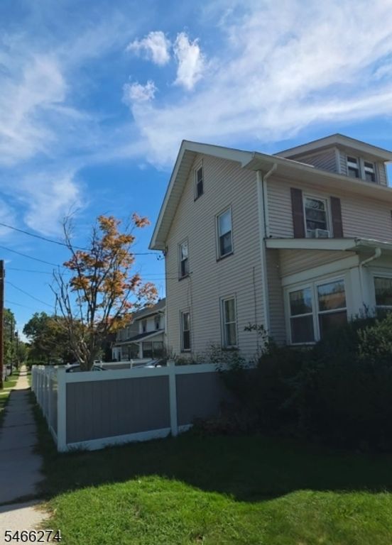 629 Chestnut St, Roselle Park Boro, NJ 07204 — photo 2