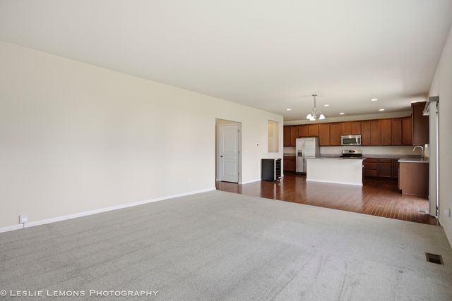 4212 Fraser Circle, Naperville, IL 60564