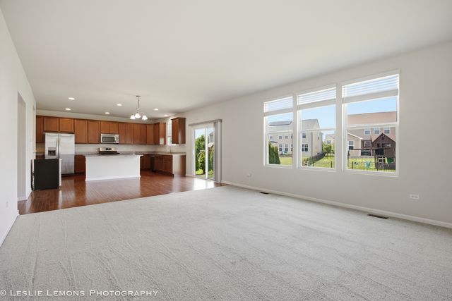 4212 Fraser Circle, Naperville, IL 60564