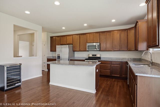 4212 Fraser Circle, Naperville, IL 60564