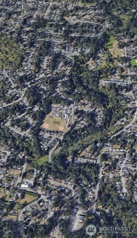 212 xx Cypress Way, Lynnwood, WA 98036