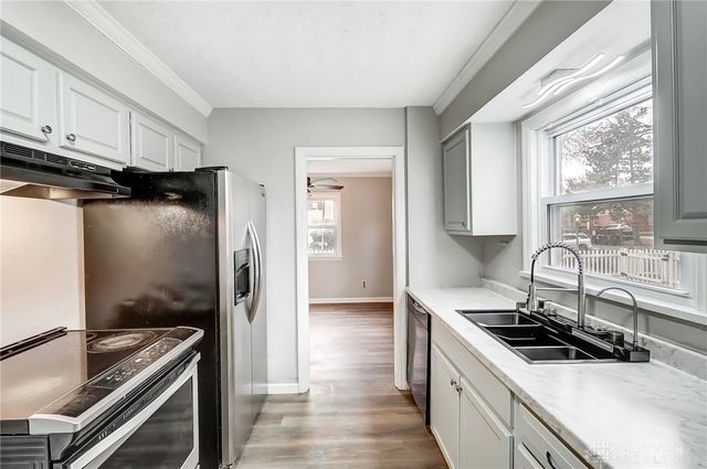 1029 Wilmington Avenue, Dayton, OH 45420
