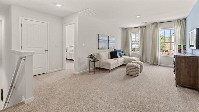 657 Lost Creek Parkway, Dallas, GA 30132