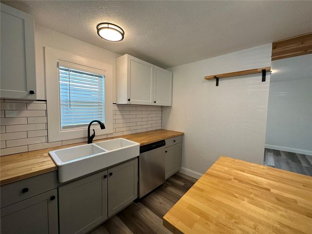 4713 THORPE AVENUE, Orlando, FL 32804