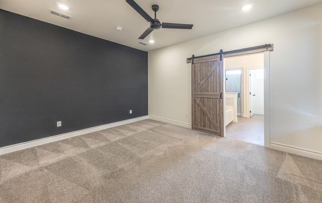 1021 N Fulton Avenue, Lubbock, TX 79416