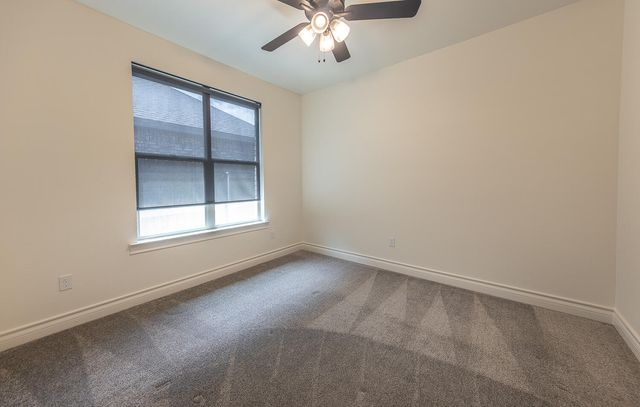 1021 N Fulton Avenue, Lubbock, TX 79416