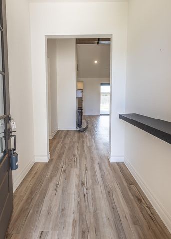 1021 N Fulton Avenue, Lubbock, TX 79416