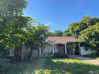 12760 Spanish Village Drive, Bridgeton, MO 63044