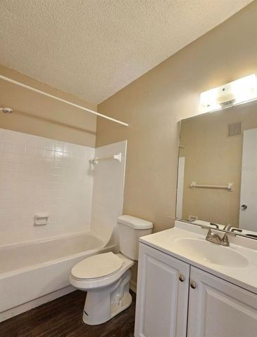 201 NW JEFFERSON CIRCLE N 2, St Petersburg, FL 33702