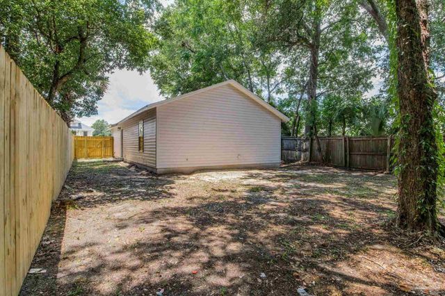 510 N C St, Pensacola, FL 32501