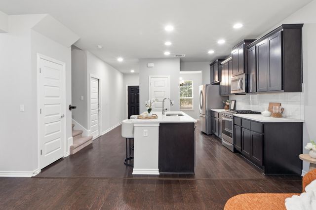 9010 Palmito DR, Austin, TX 78717
