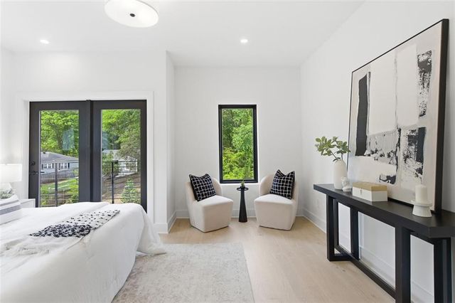 1198 Penny Lane, Atlanta, GA 30329