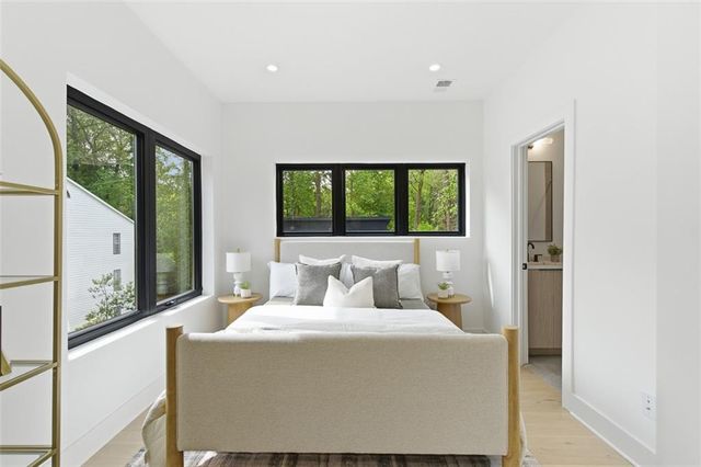 1198 Penny Lane, Atlanta, GA 30329