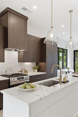 1198 Penny Lane, Atlanta, GA 30329