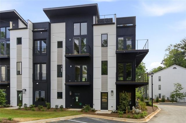 1198 Penny Lane, Atlanta, GA 30329