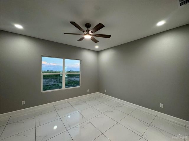 117 Lenon Avenue, Edcouch, TX 78538