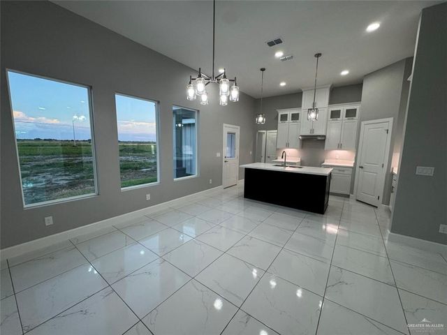 117 Lenon Avenue, Edcouch, TX 78538