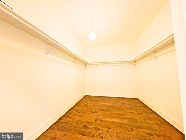 421 WALLACE ST, Philadelphia, PA 19123