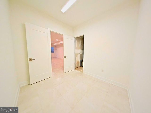 421 WALLACE ST, Philadelphia, PA 19123