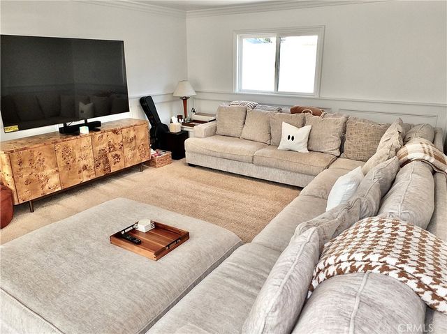 1417 Vuelta Grande, Long Beach, CA 90815