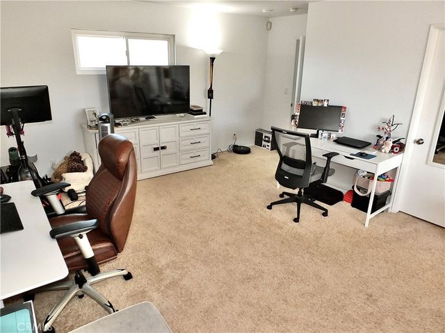 1417 Vuelta Grande, Long Beach, CA 90815