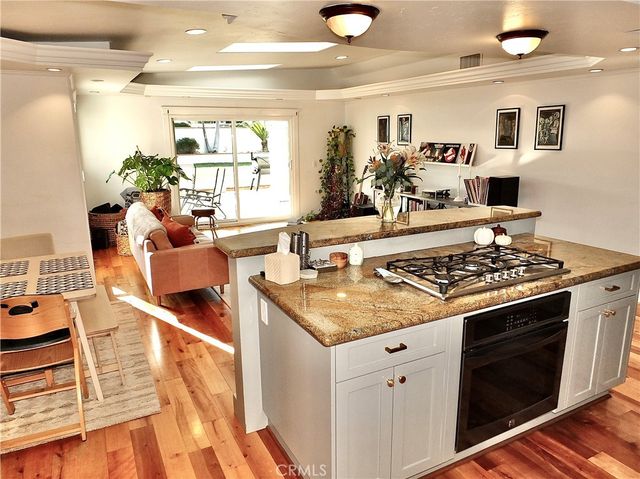 1417 Vuelta Grande, Long Beach, CA 90815