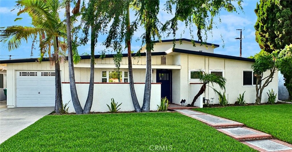 1417 Vuelta Grande, Long Beach, CA 90815