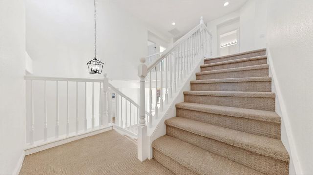 4210 Eveningside Ln, Tracy, CA 95377