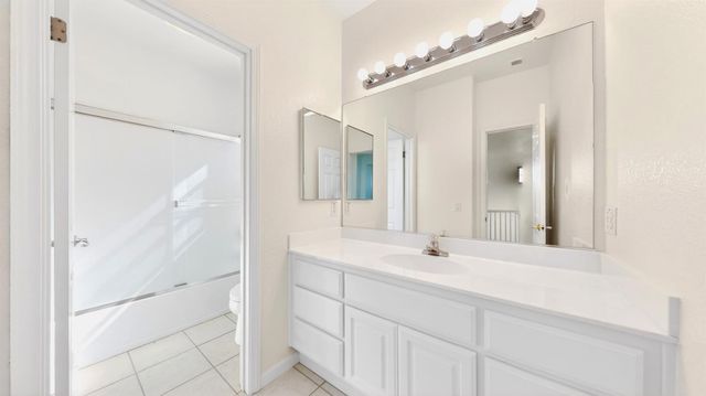 4210 Eveningside Ln, Tracy, CA 95377