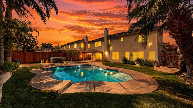 4210 Eveningside Ln, Tracy, CA 95377