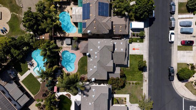 4210 Eveningside Ln, Tracy, CA 95377