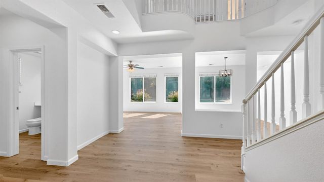 4210 Eveningside Ln, Tracy, CA 95377