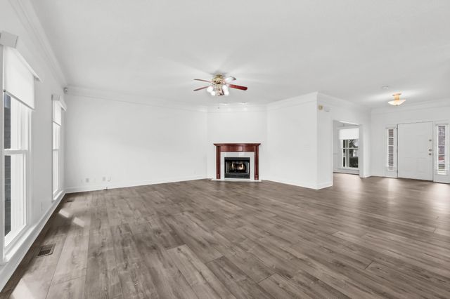 153 Edmonds Way, Clarksville, TN 37043