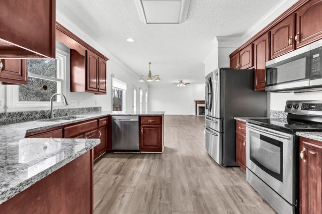 153 Edmonds Way, Clarksville, TN 37043