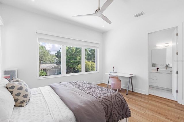 3208 W LAWN AVENUE, Tampa, FL 33611