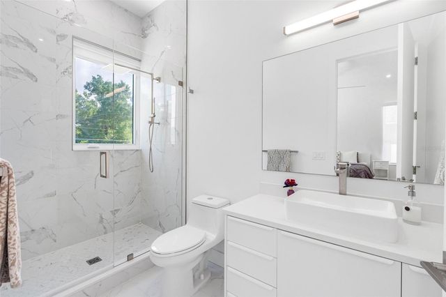 3208 W LAWN AVENUE, Tampa, FL 33611