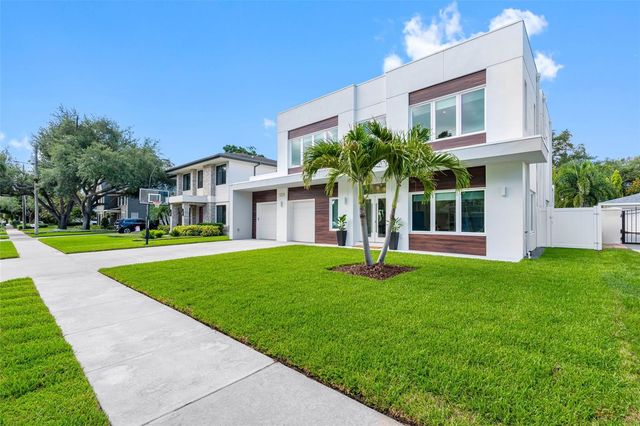 3208 W LAWN AVENUE, Tampa, FL 33611