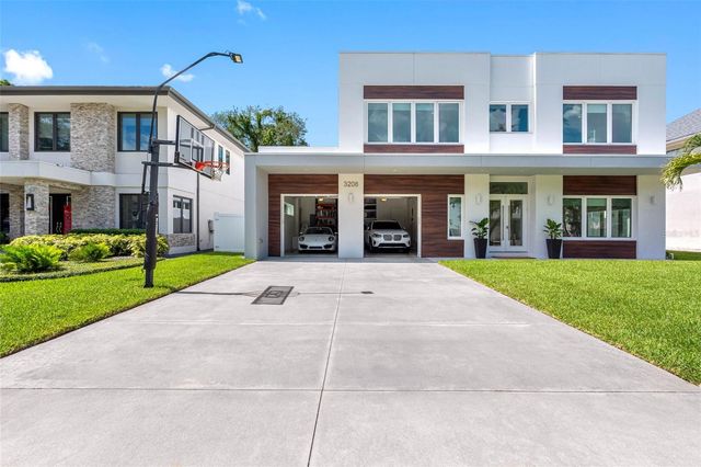 3208 W LAWN AVENUE, Tampa, FL 33611